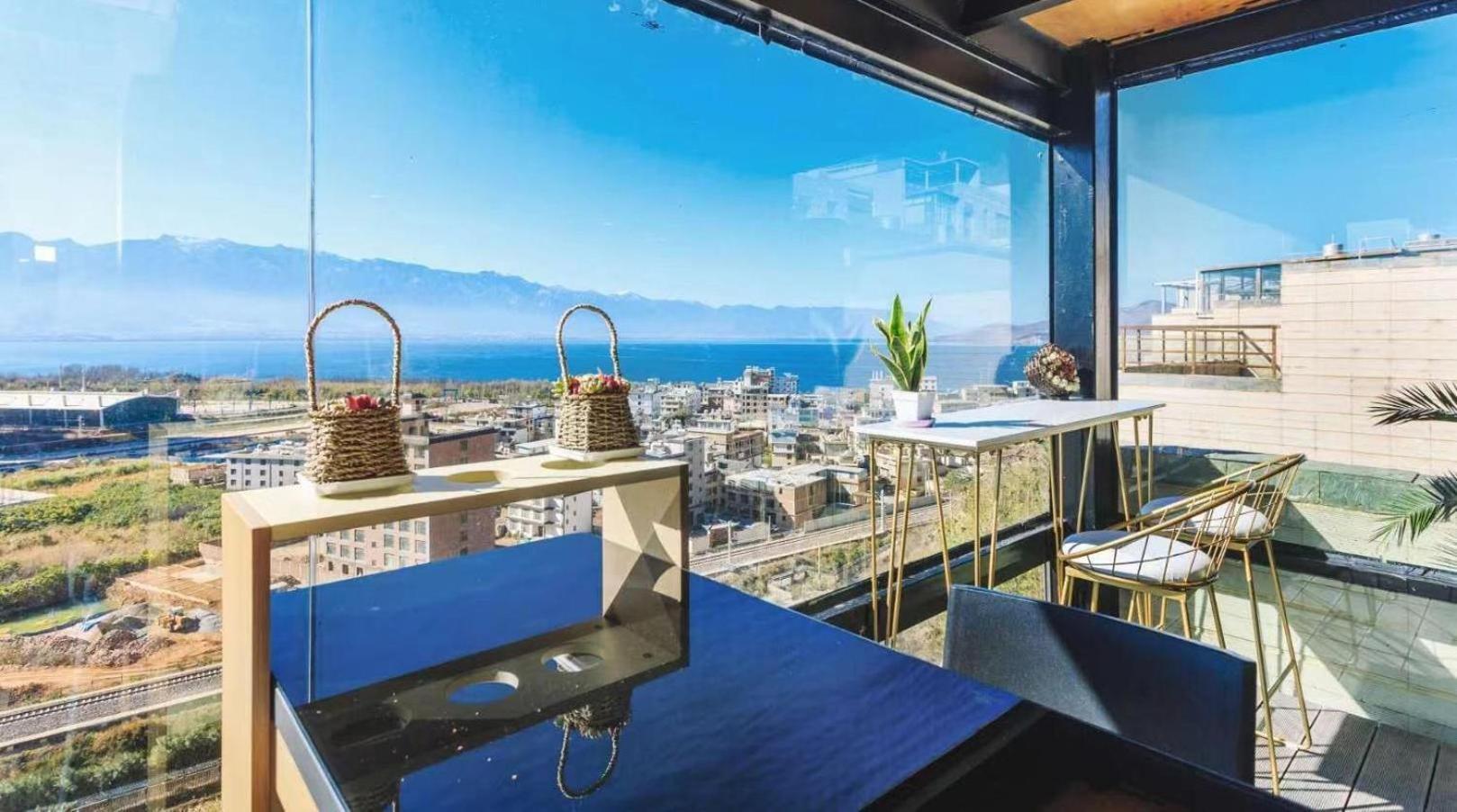 Dali Listening Sea View Villa大理听城海景别墅 المظهر الخارجي الصورة