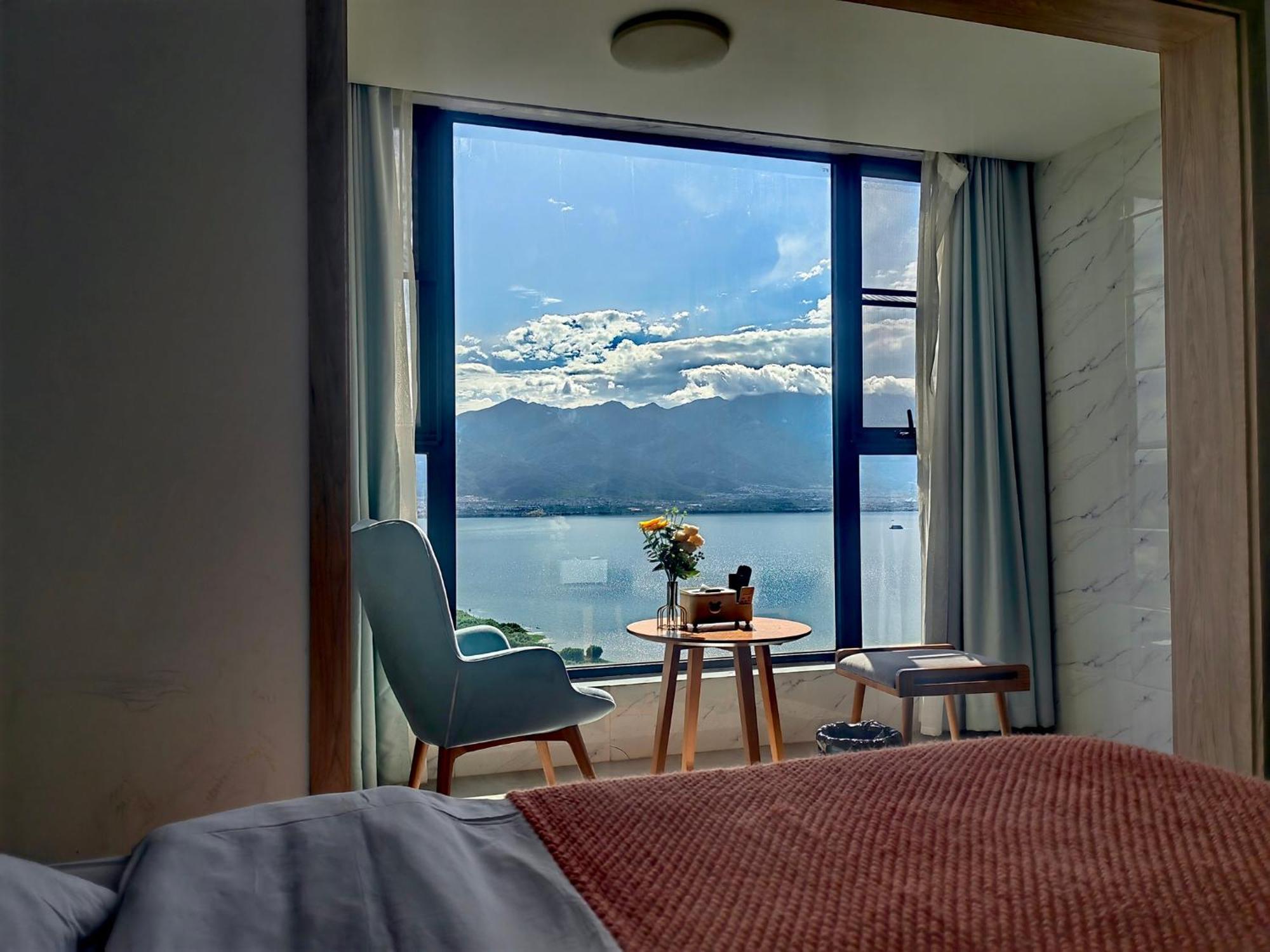 Dali Listening Sea View Villa大理听城海景别墅 المظهر الخارجي الصورة